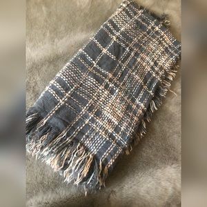 Lauren Conrad blanket scarf NWT